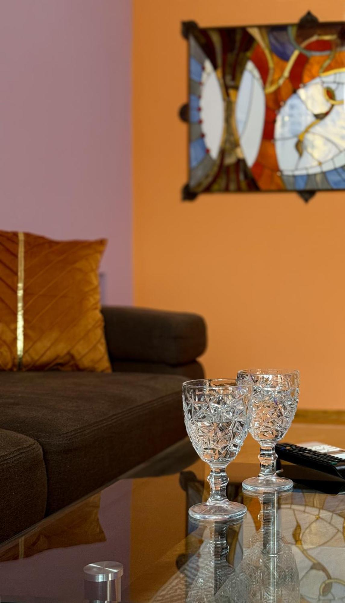 Grand Apartments On Rynok Square Lviv Bagian luar foto