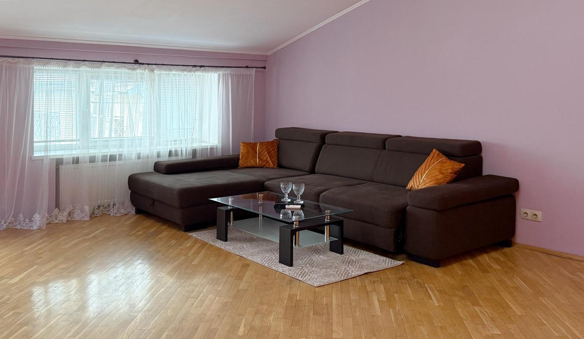 Grand Apartments On Rynok Square Lviv Bagian luar foto