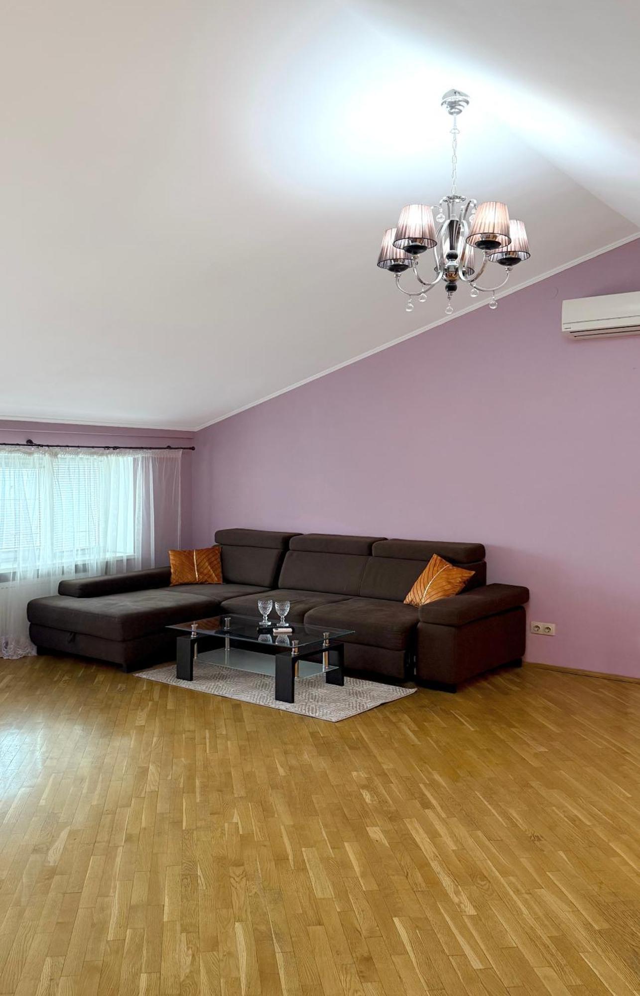 Grand Apartments On Rynok Square Lviv Bagian luar foto