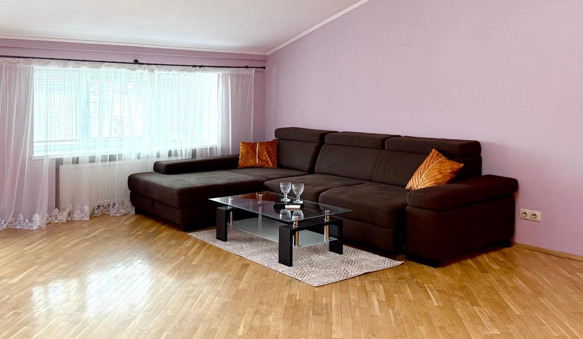 Grand Apartments On Rynok Square Lviv Bagian luar foto
