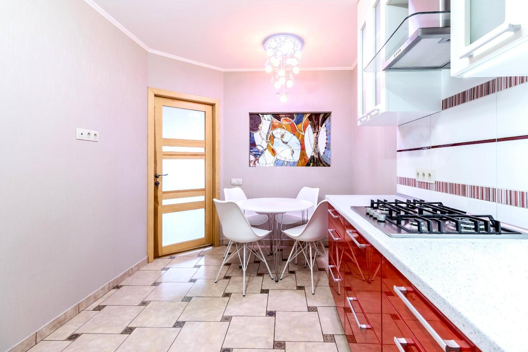 Grand Apartments On Rynok Square Lviv Bagian luar foto